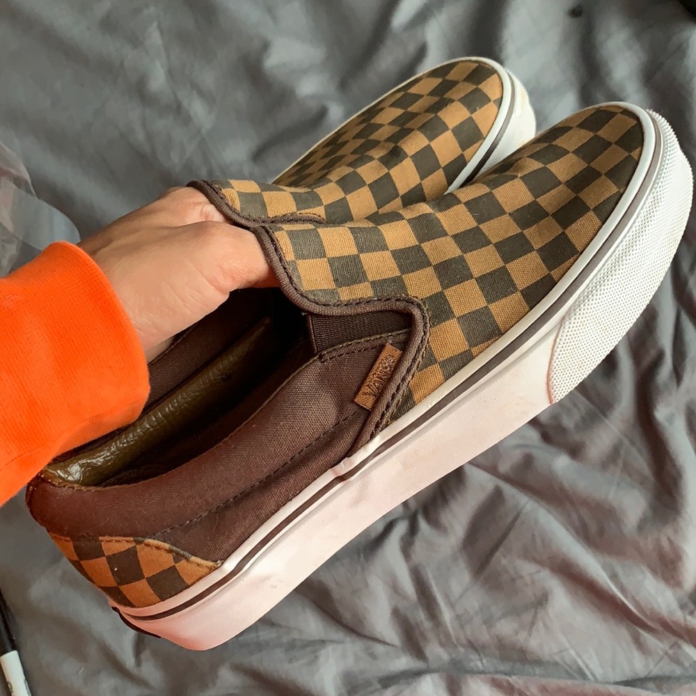 Dead stock color-way Vans
